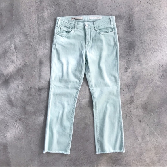 Pilcro Script High-Rise Cropped Flares 28 pants - Picture 2 of 7